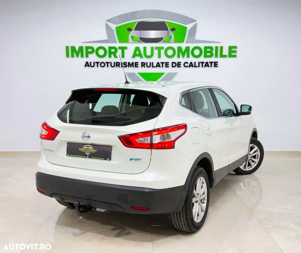 Nissan Qashqai 1.6 DCI N-Connecta - 14