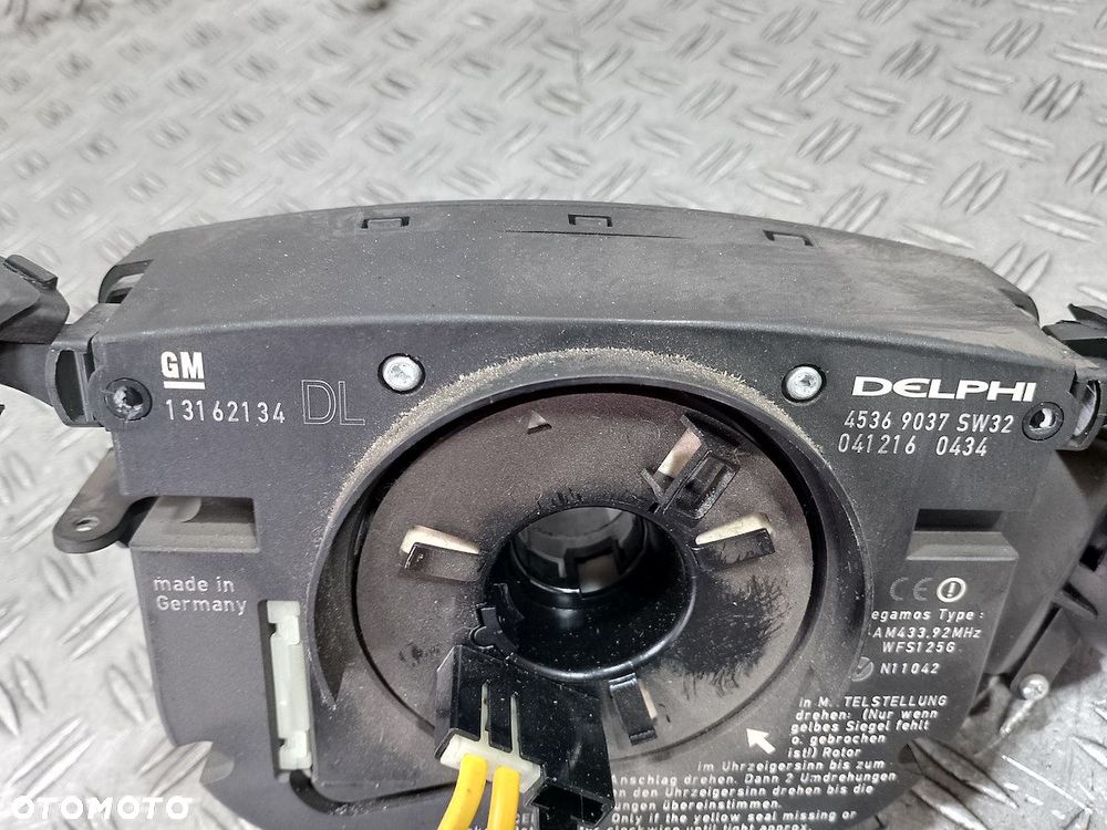 PRZEŁĄCZNIK ZESPOLONY OPEL VECTRA C 13162134 DL 1.8 - 4