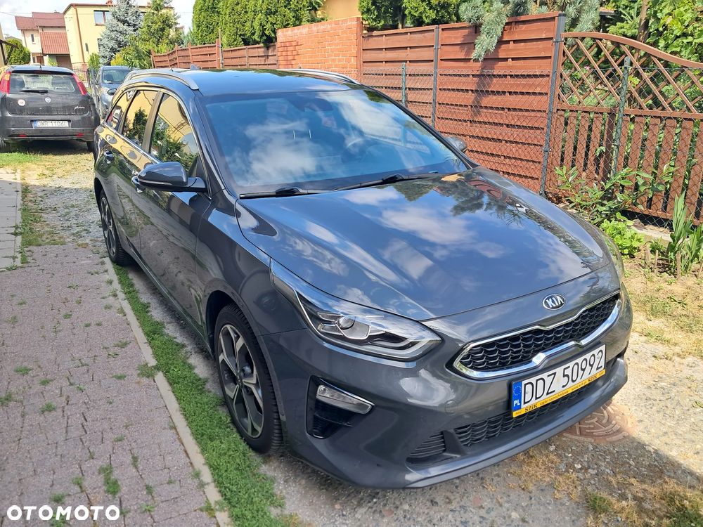 Kia Ceed 1.6 CRDi mHEV M - 3