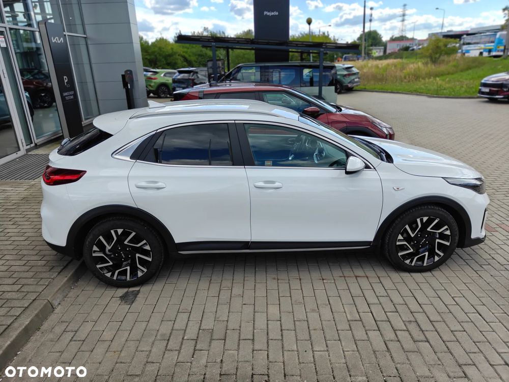 Kia XCeed - 8
