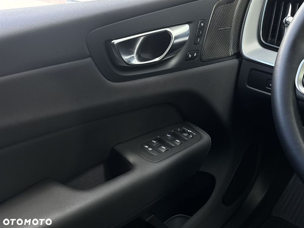 Volvo XC 60 - 18