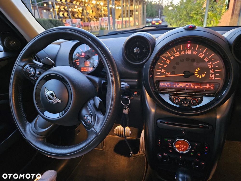 MINI Paceman Cooper SD All4 - 26