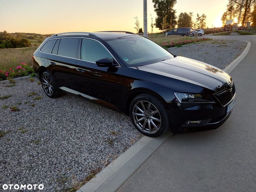 Skoda Superb 2.0 TDI Ambition - 2