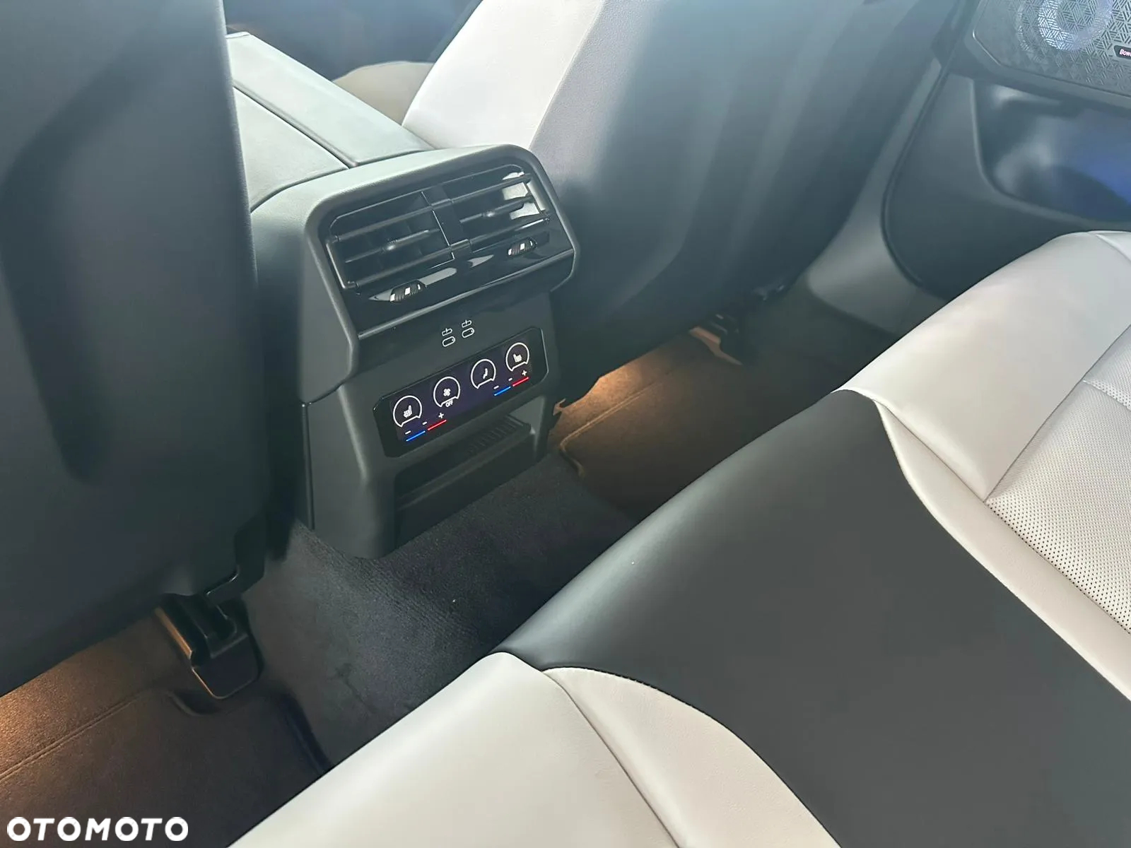 BMW M5 PHEV - 16