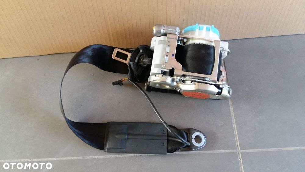 PAS BEZPIECZEŃSTWA LEWY AUDI R8 16- 4S7857705A - 1