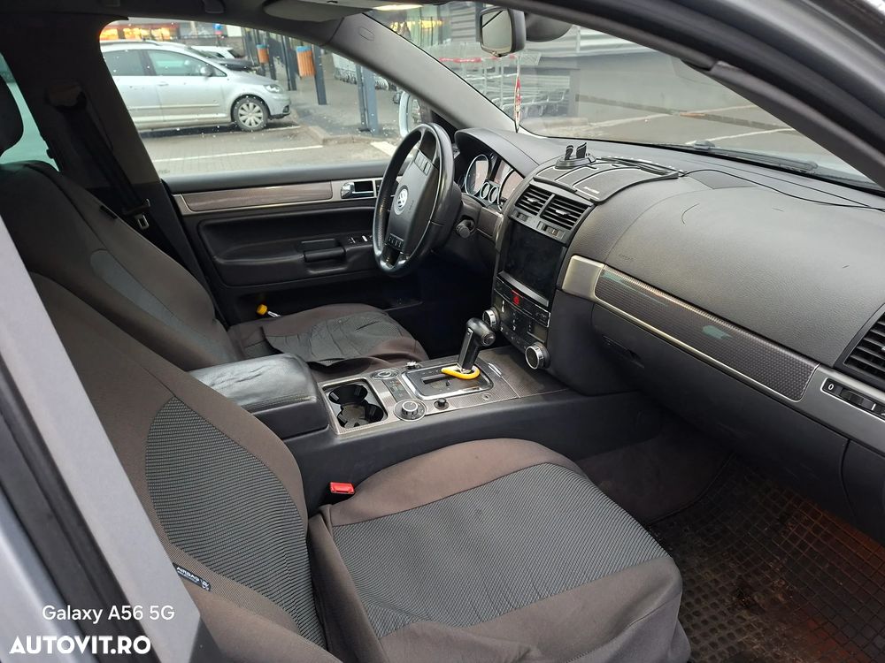 Volkswagen Touareg 2.5 TDI R5 Aut. - 4