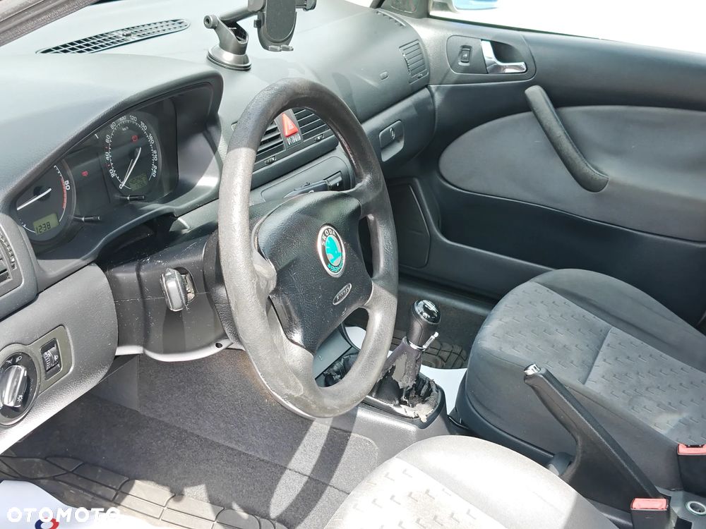 Skoda Octavia 1.9 TDI Tour - 7