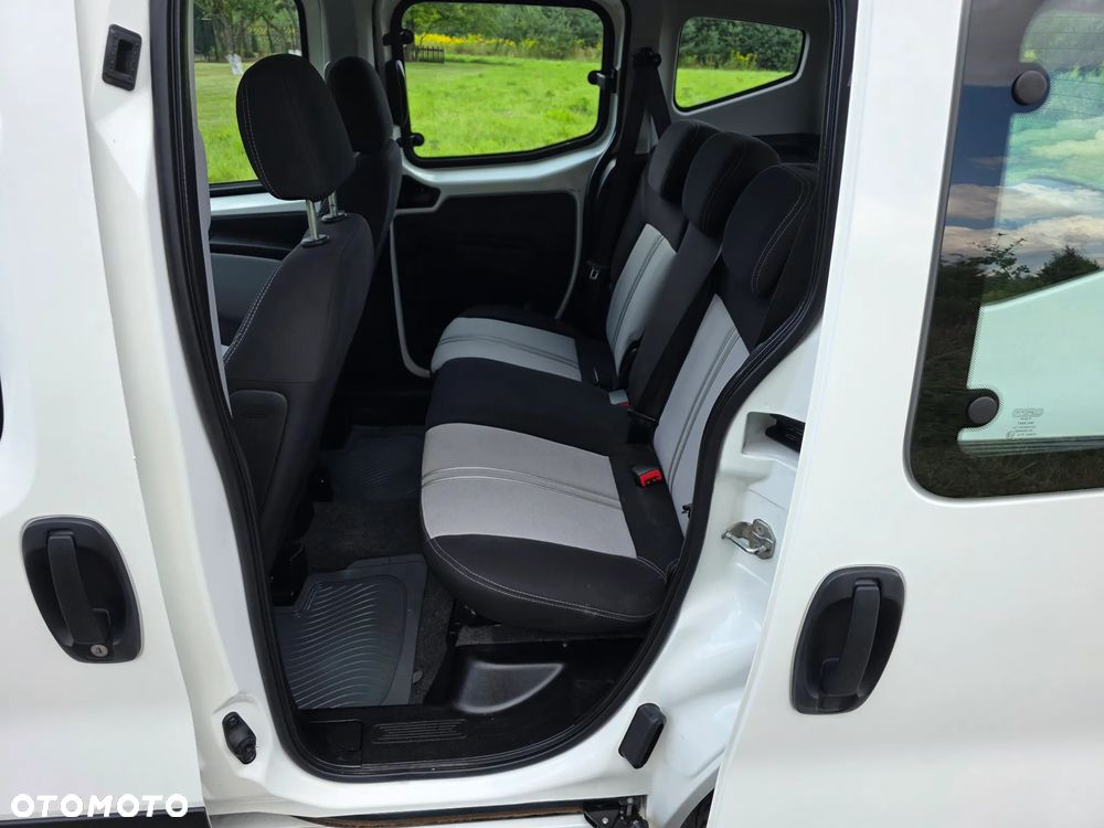 Fiat Qubo - 17