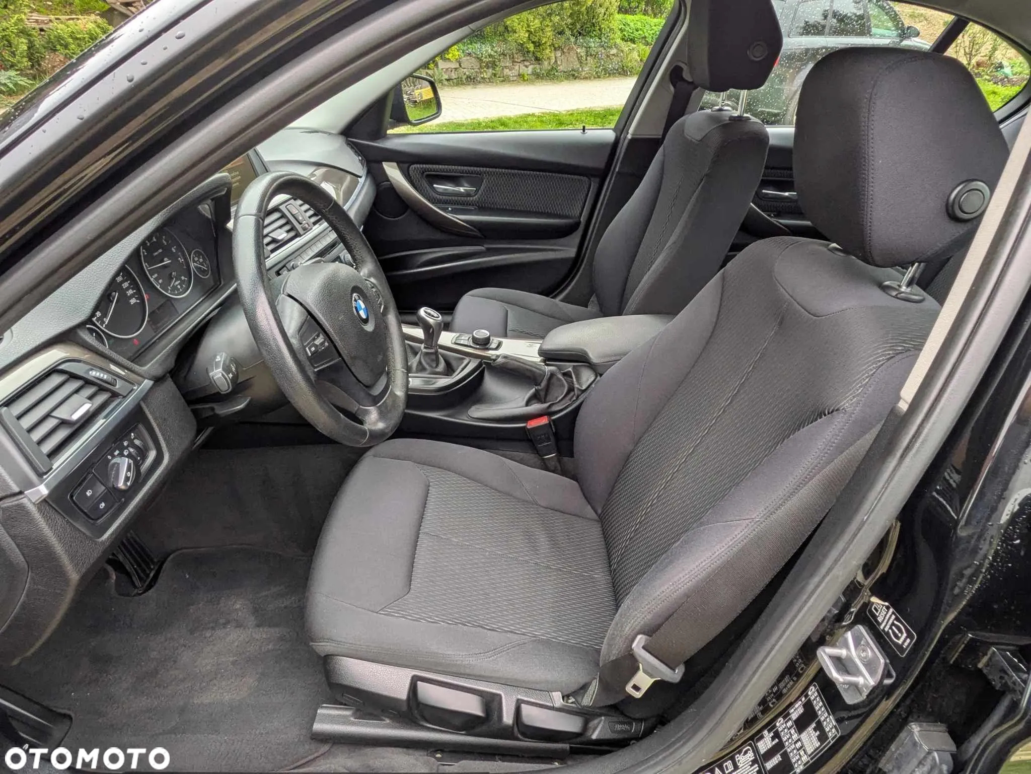 BMW Seria 3 320i xDrive - 8