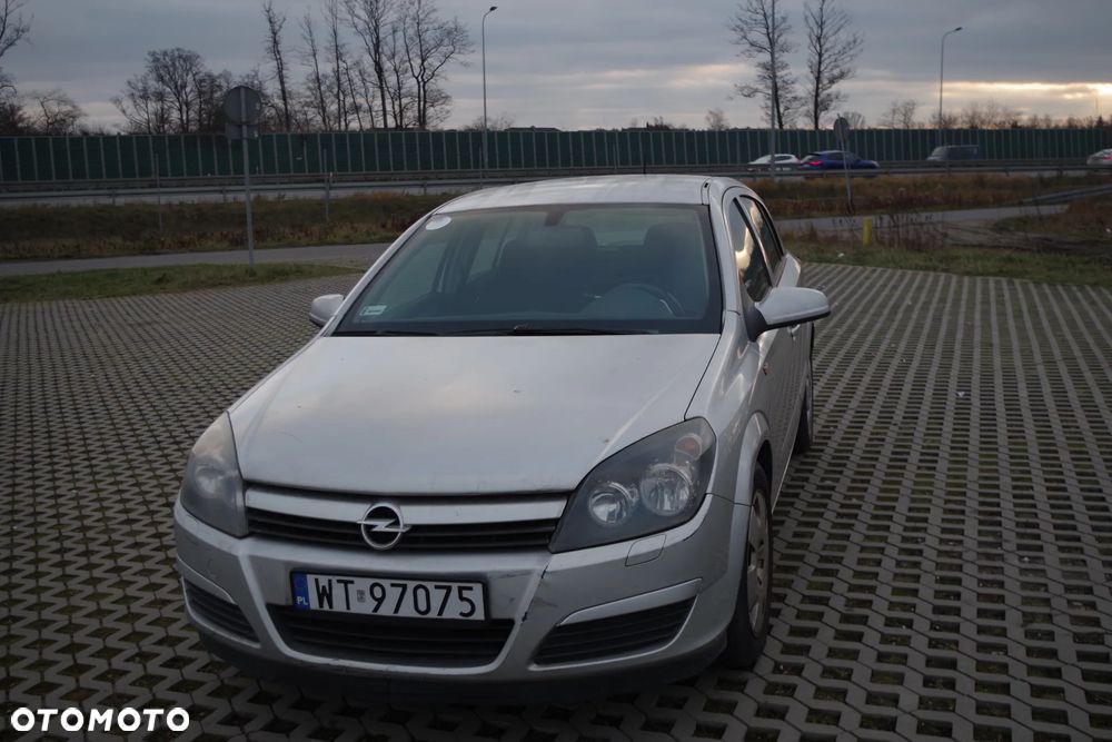 Opel Astra 1.6 Enjoy - 1