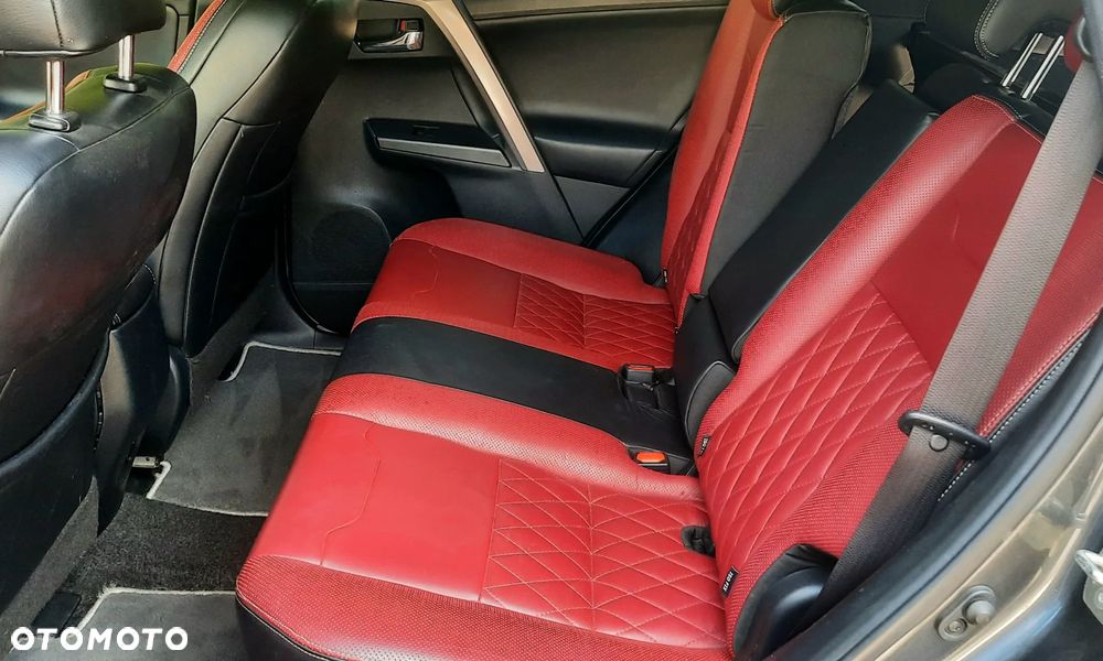 Toyota RAV4 - 15