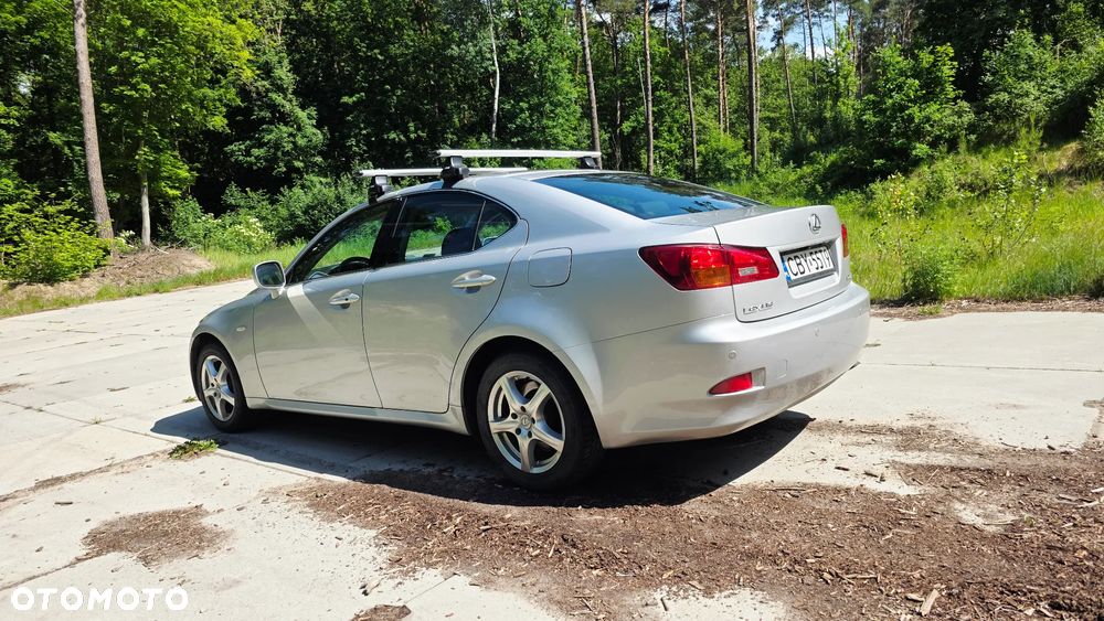 Lexus IS 220 D Prestige - 4
