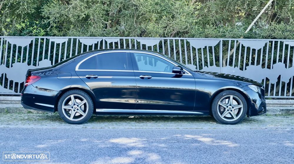 Mercedes-Benz E 300 de AMG Line - 4