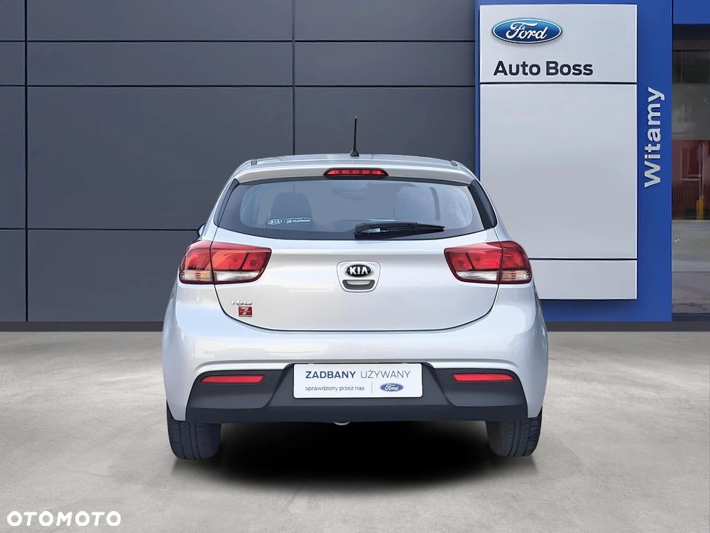 Kia Rio 1.2 M - 7