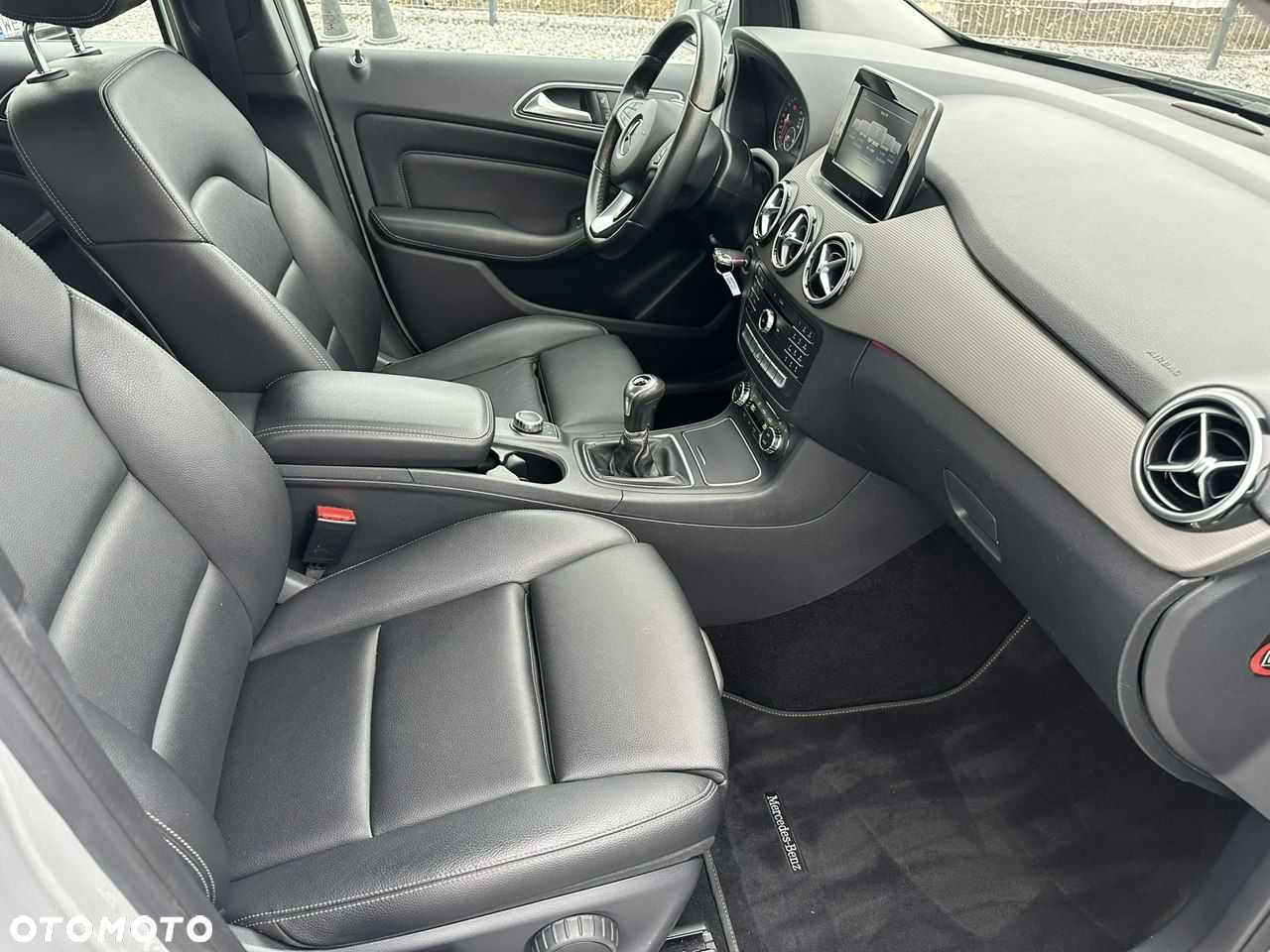 Mercedes-Benz Klasa B 180 (CDI) d - 29