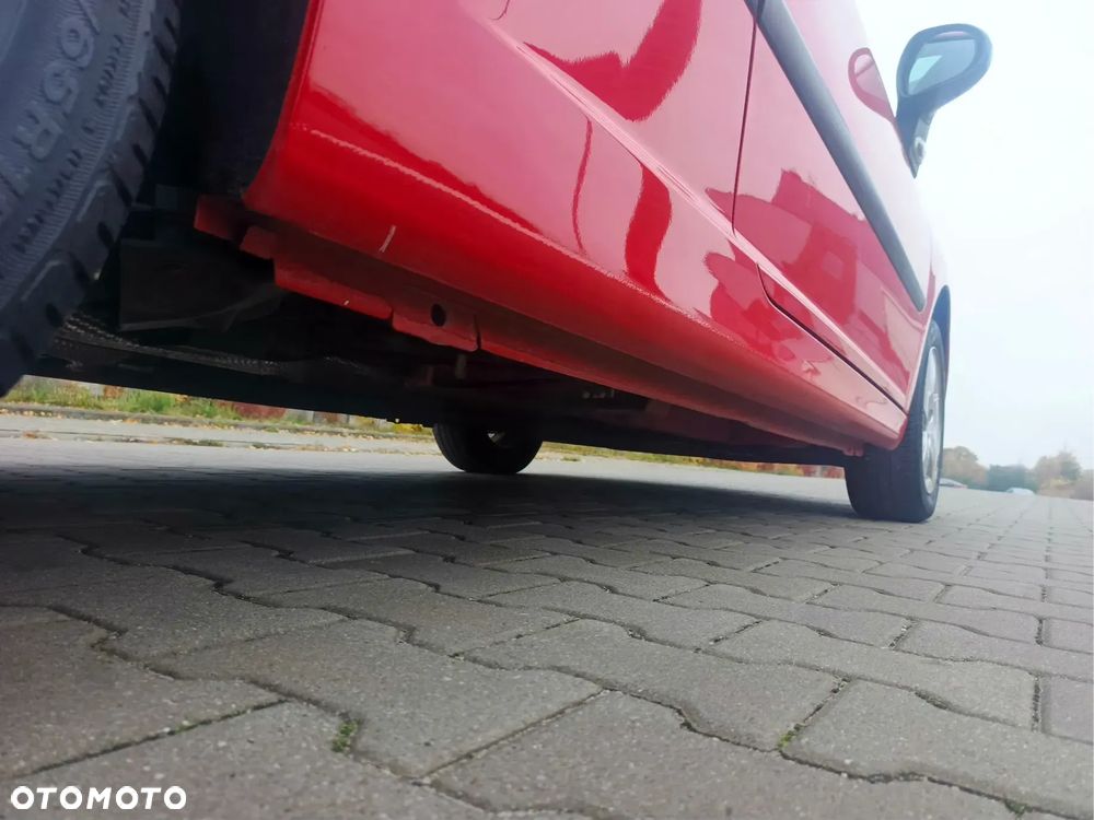 Peugeot 207 75 Urban Move - 13