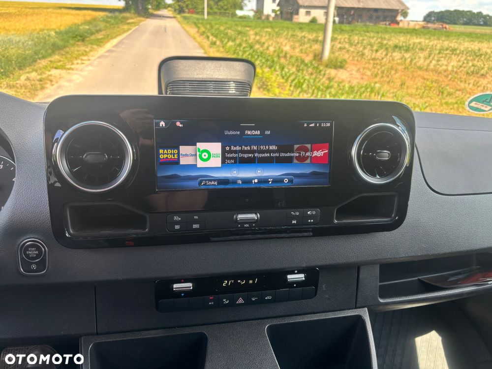 Mercedes-Benz Sprinter - 7