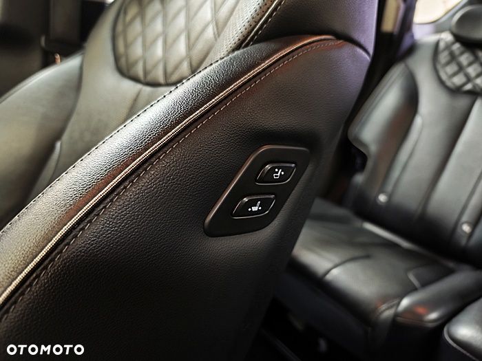 Hyundai Santa Fe 1.6 Plugin-Hybrid 4WD SEVEN Prime - 20