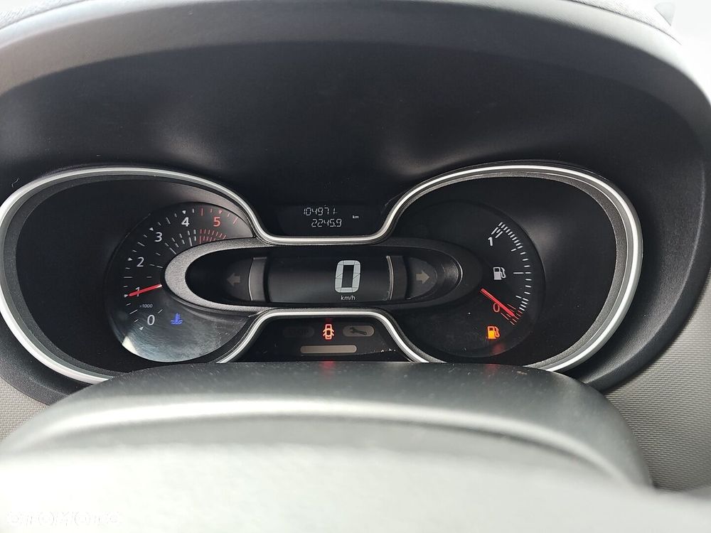 Renault Trafic - 18