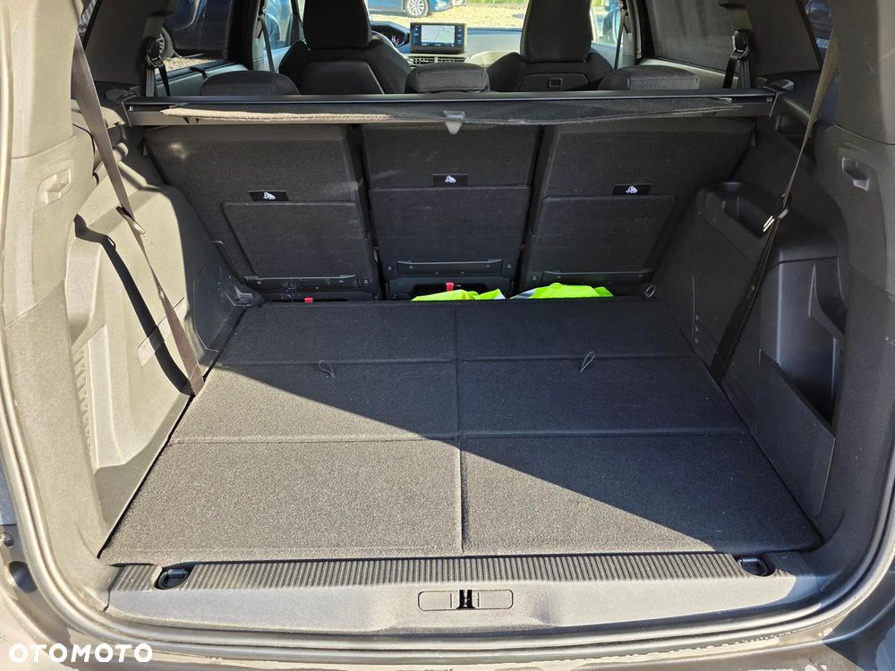 Peugeot 5008 1.5 BlueHDi Active Pack S&S EAT8 - 33