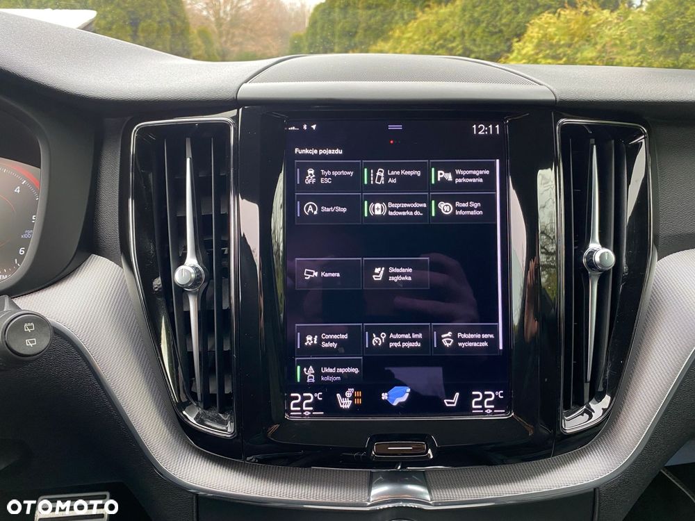 Volvo XC 60 B4 D Geartronic RDesign - 24