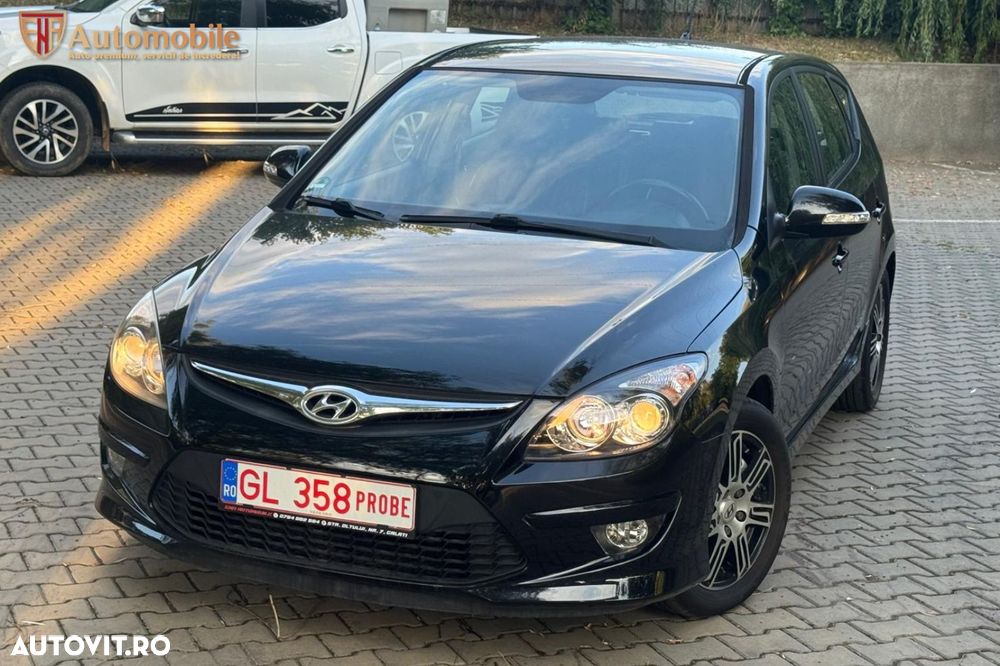 Hyundai i30 1.6 CRDI GL Classic - 1