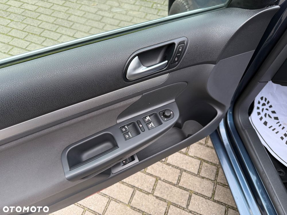 Volkswagen Jetta 1.6 Comfortline - 18