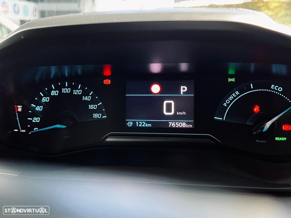 Peugeot e-2008 50 kWh Style - 26