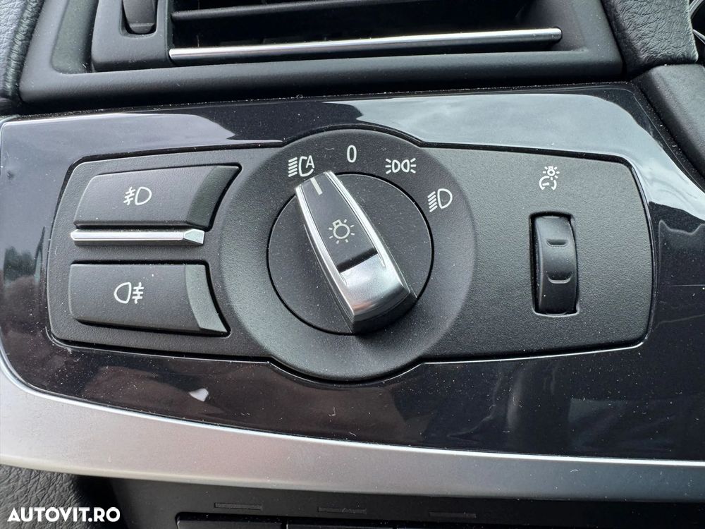 BMW Seria 5 525d xDrive AT - 35