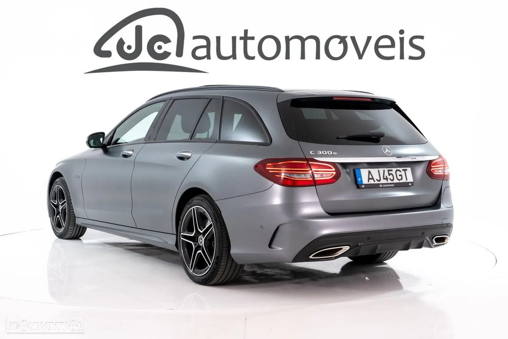 Mercedes-Benz C 300 e AMG Line - 3
