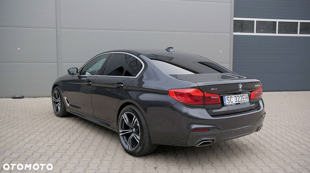 BMW Seria 5 530e iPerformance Sport - 8