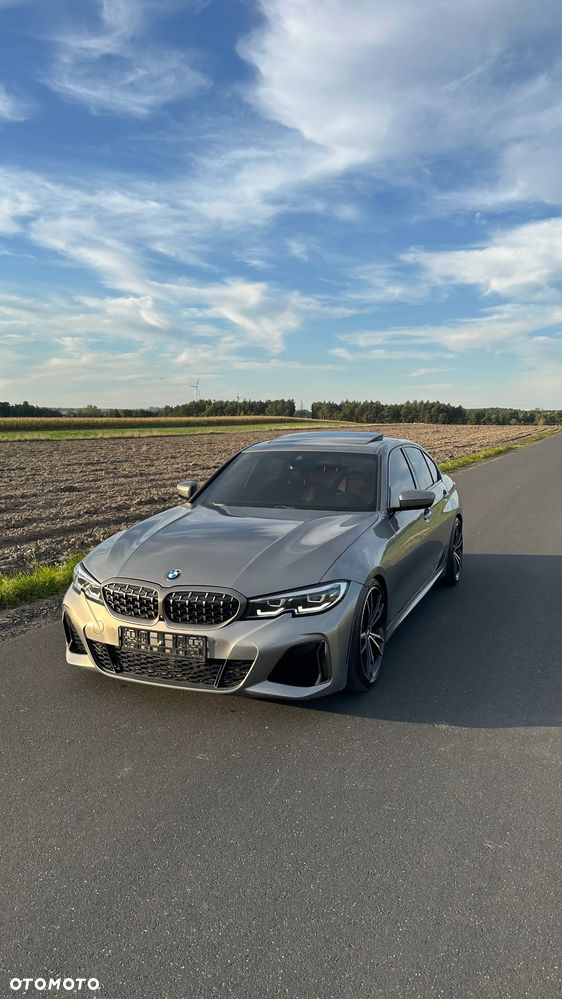 BMW 3 Series 2022 photo 2