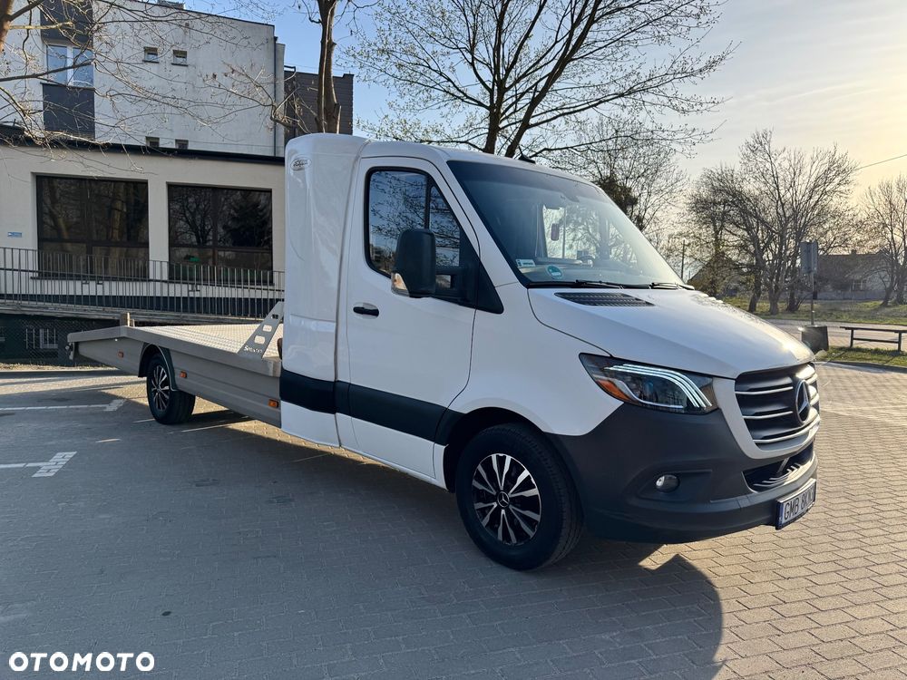 Mercedes-Benz Sprinter 907 - 3