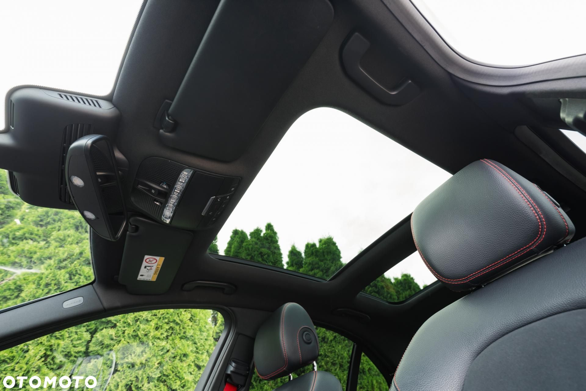 Mercedes-Benz Klasa C 450 AMG 4-Matic 7G-TRONIC - 33