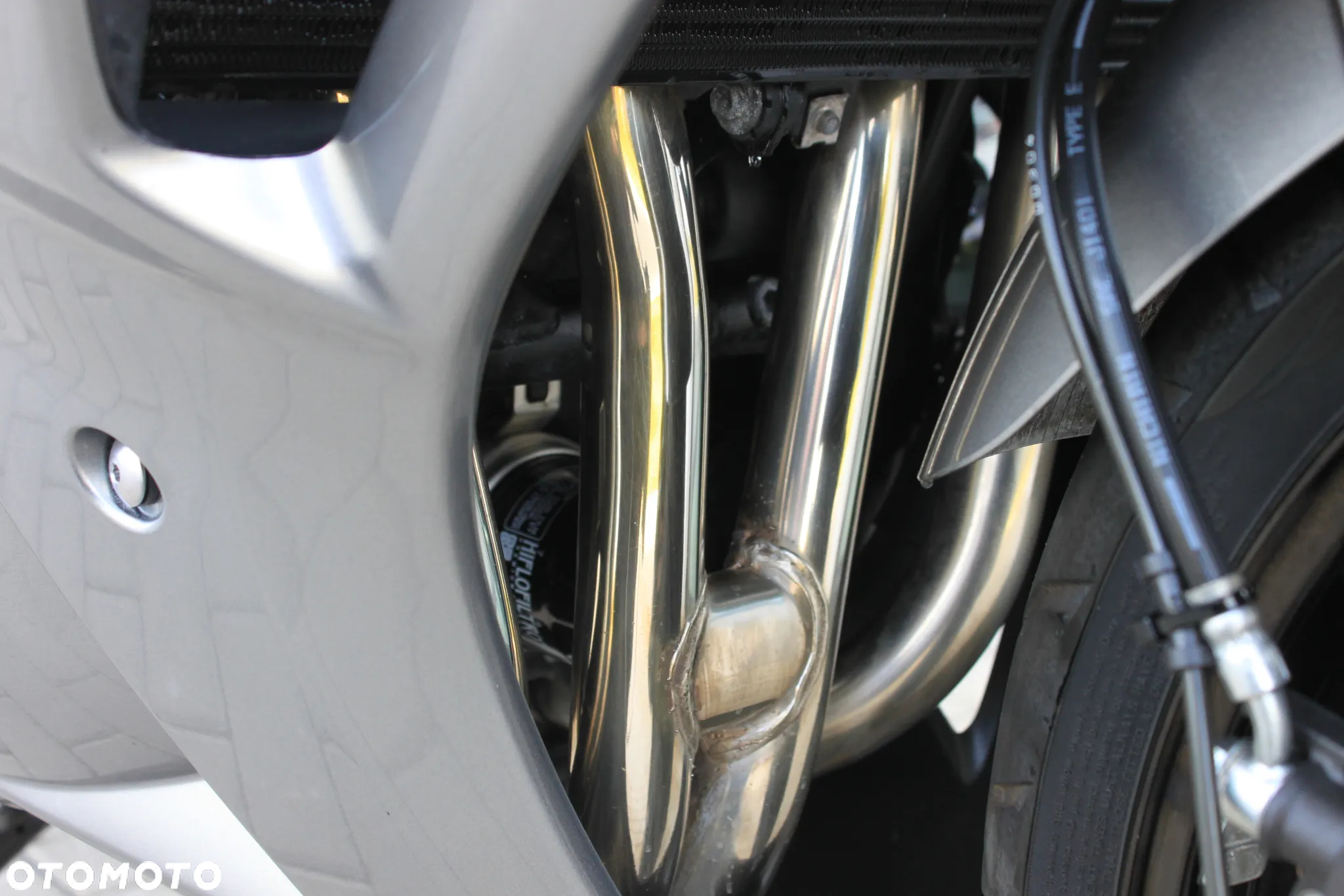 Suzuki GSX - 17