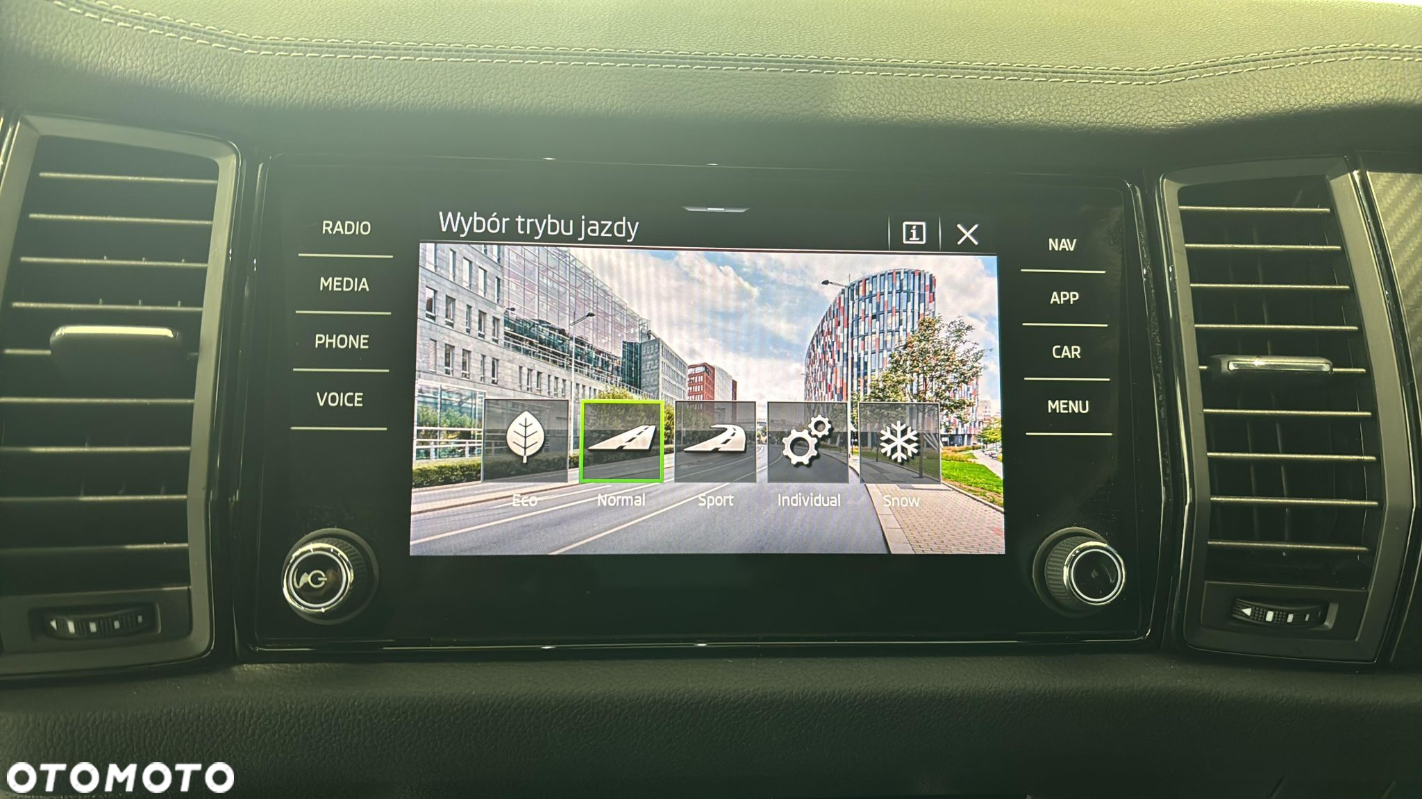 Skoda Kodiaq 2.0 TSI 4x4 Sportline DSG - 24