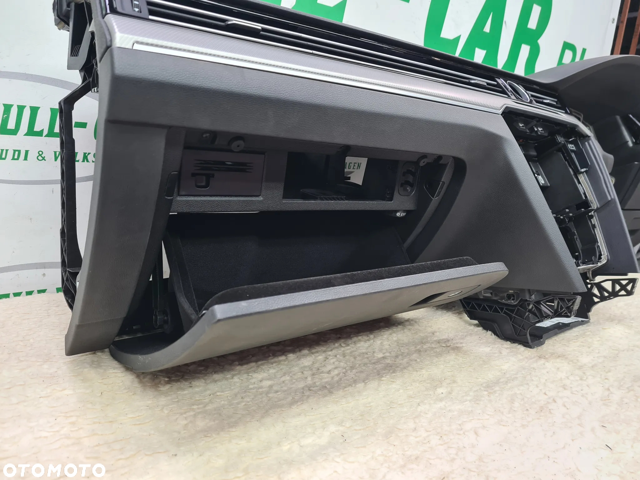 VW ARTEON DESKA ROZDZIELCZA KOKPIT 2019 R R-LINE - 4