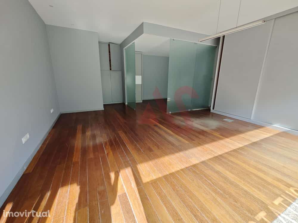 Loja no Fórum Vizela – 41,30 m2 com Licença para Comércio e Serviços - Grande imagem: 5/12