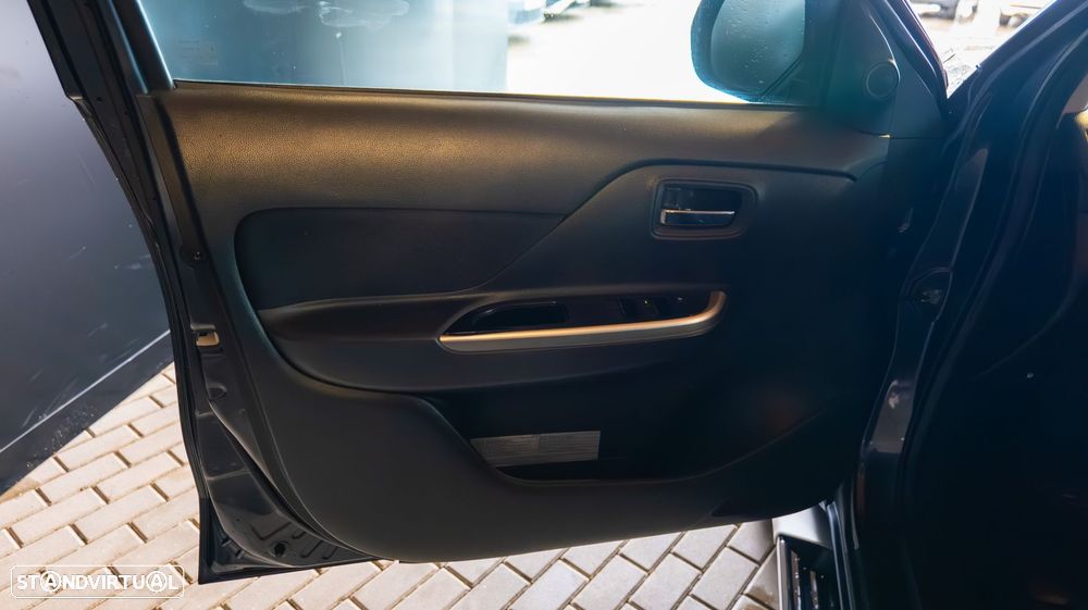 Mitsubishi L200 2.3 DI-D Strakar CD Intense 4WD - 11