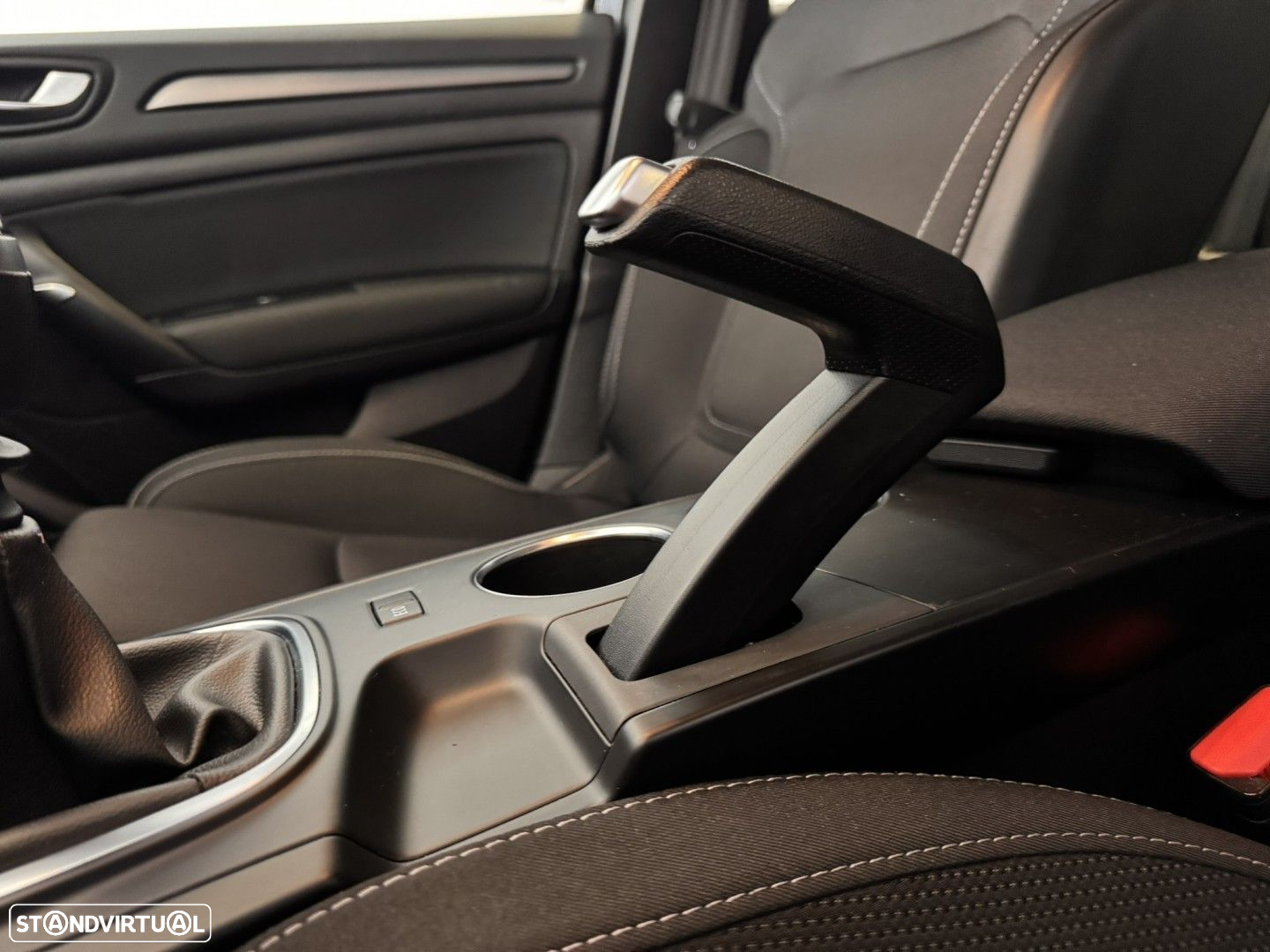 Renault Mégane Sport Tourer - 16