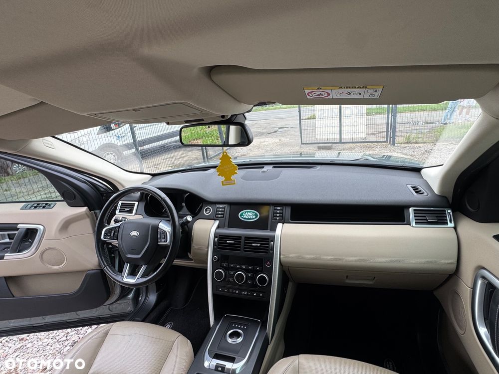 Land Rover Discovery Sport - 20