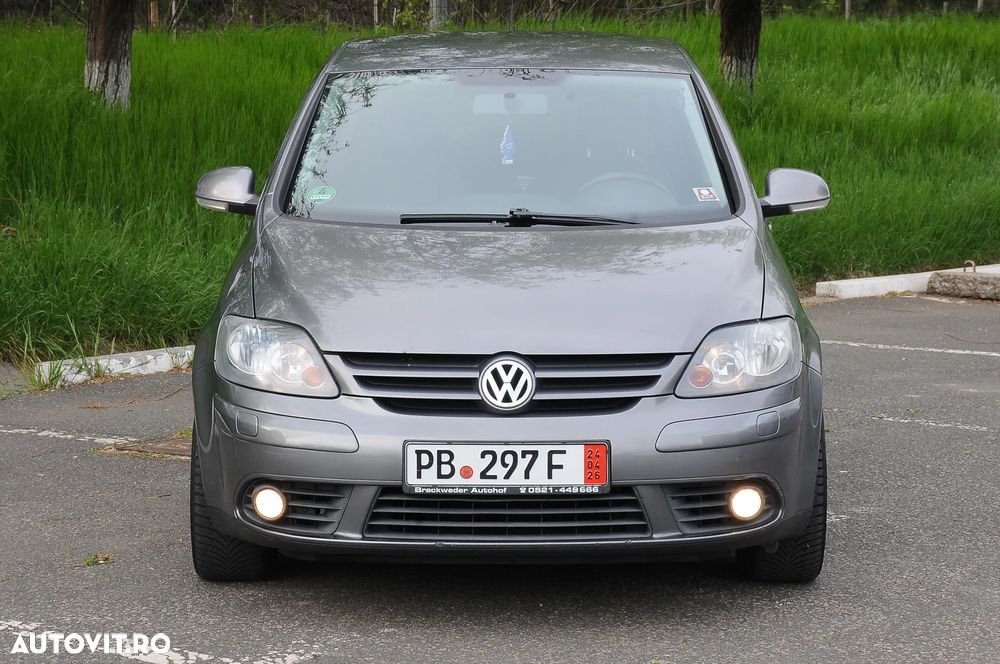 Volkswagen Golf Plus 1.6 FSI Comfortline - 1