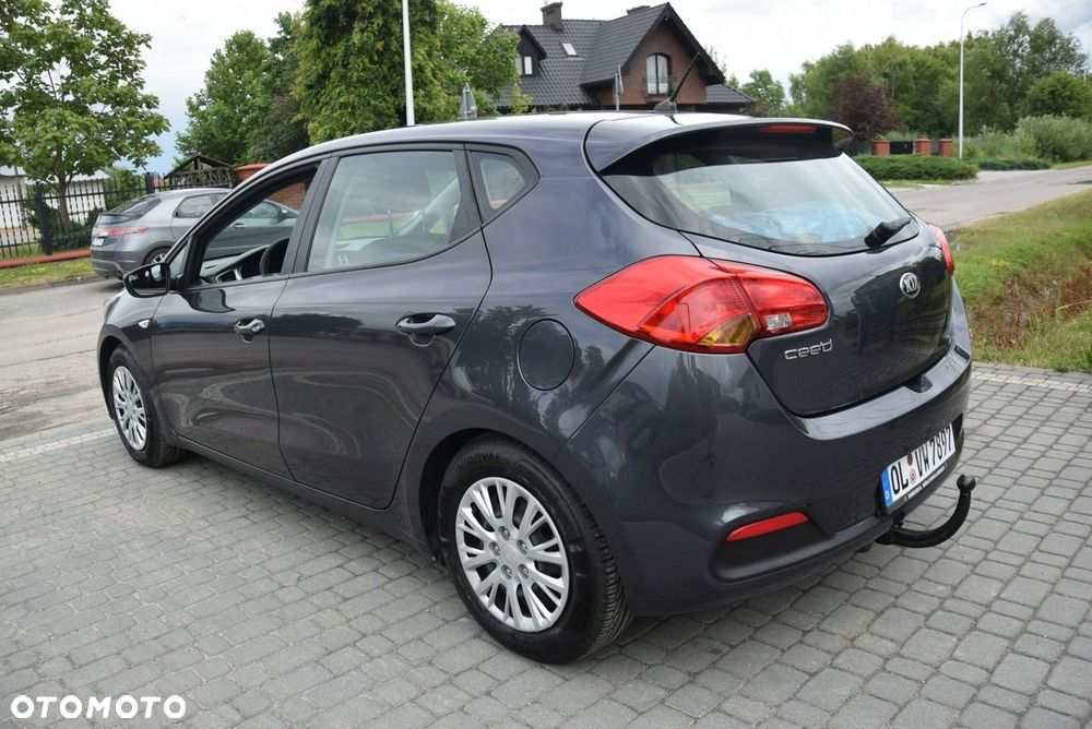 Kia Ceed 1.4 Business Line - 12