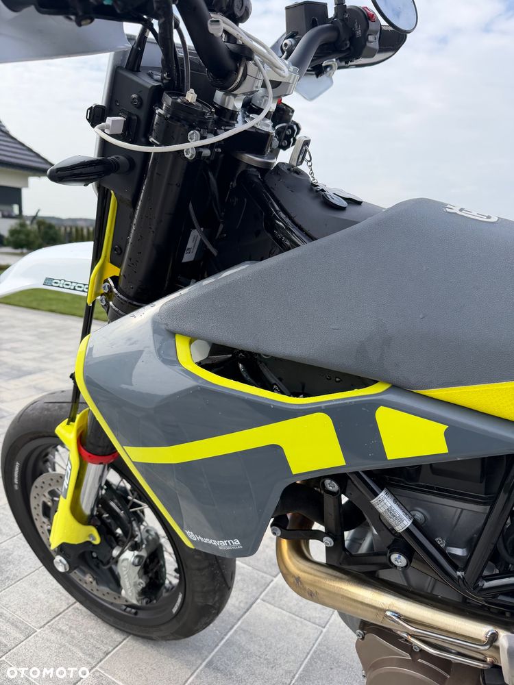 Husqvarna 701 - 12