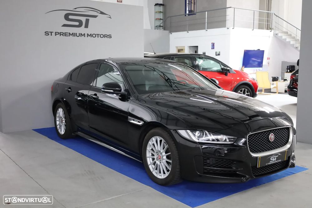 Jaguar XE 20d R-Sport - 3