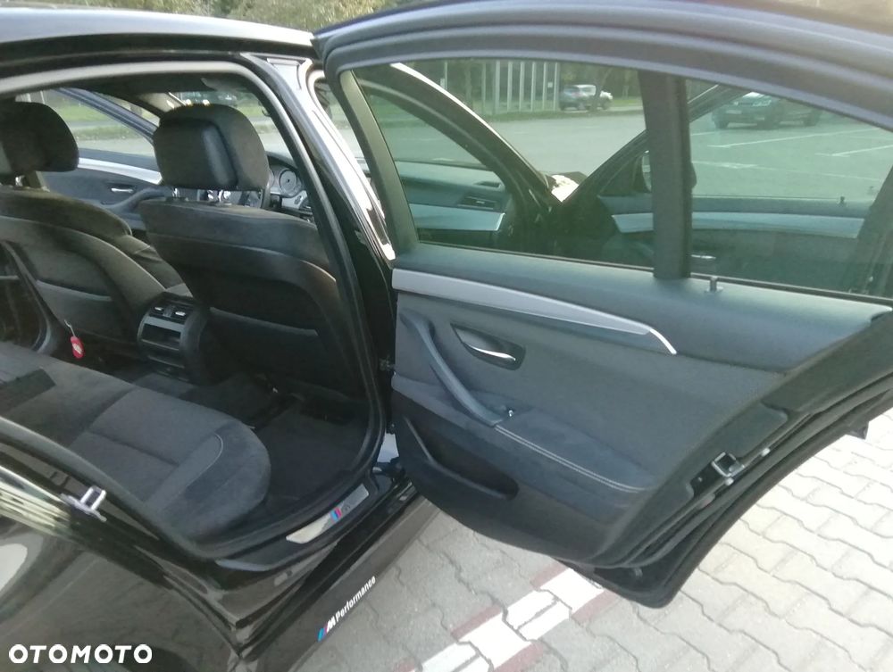 BMW Seria 5 - 34