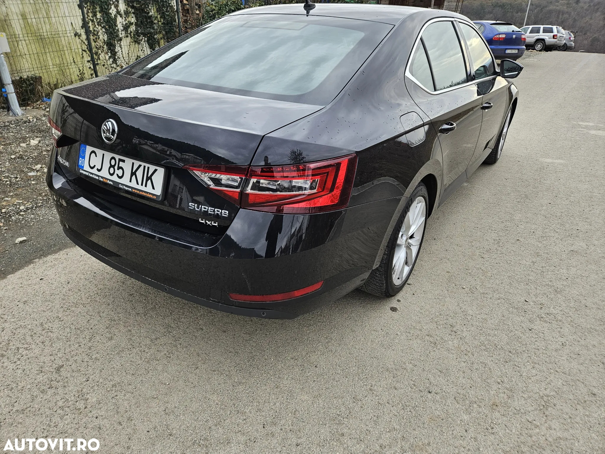 Skoda Superb 2.0 TDI DSG 4X4 Style - 4