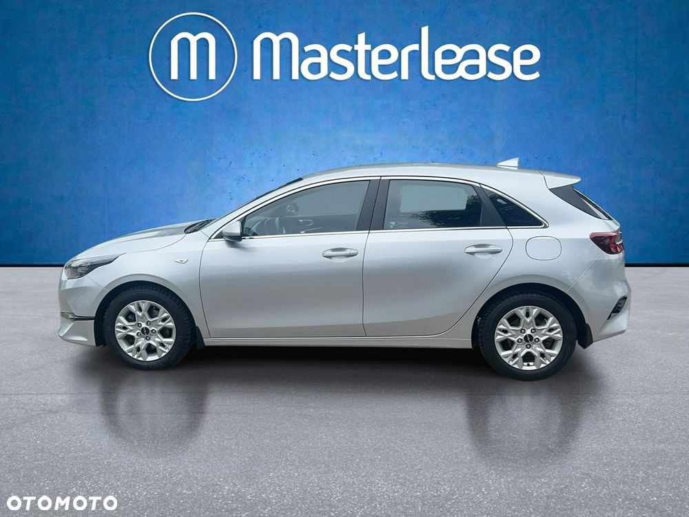 Kia Ceed - 8