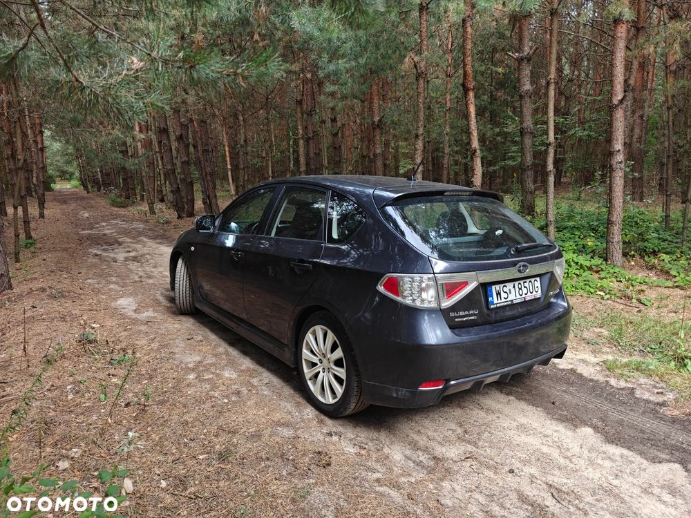 Subaru Impreza 2.0D RA - 4