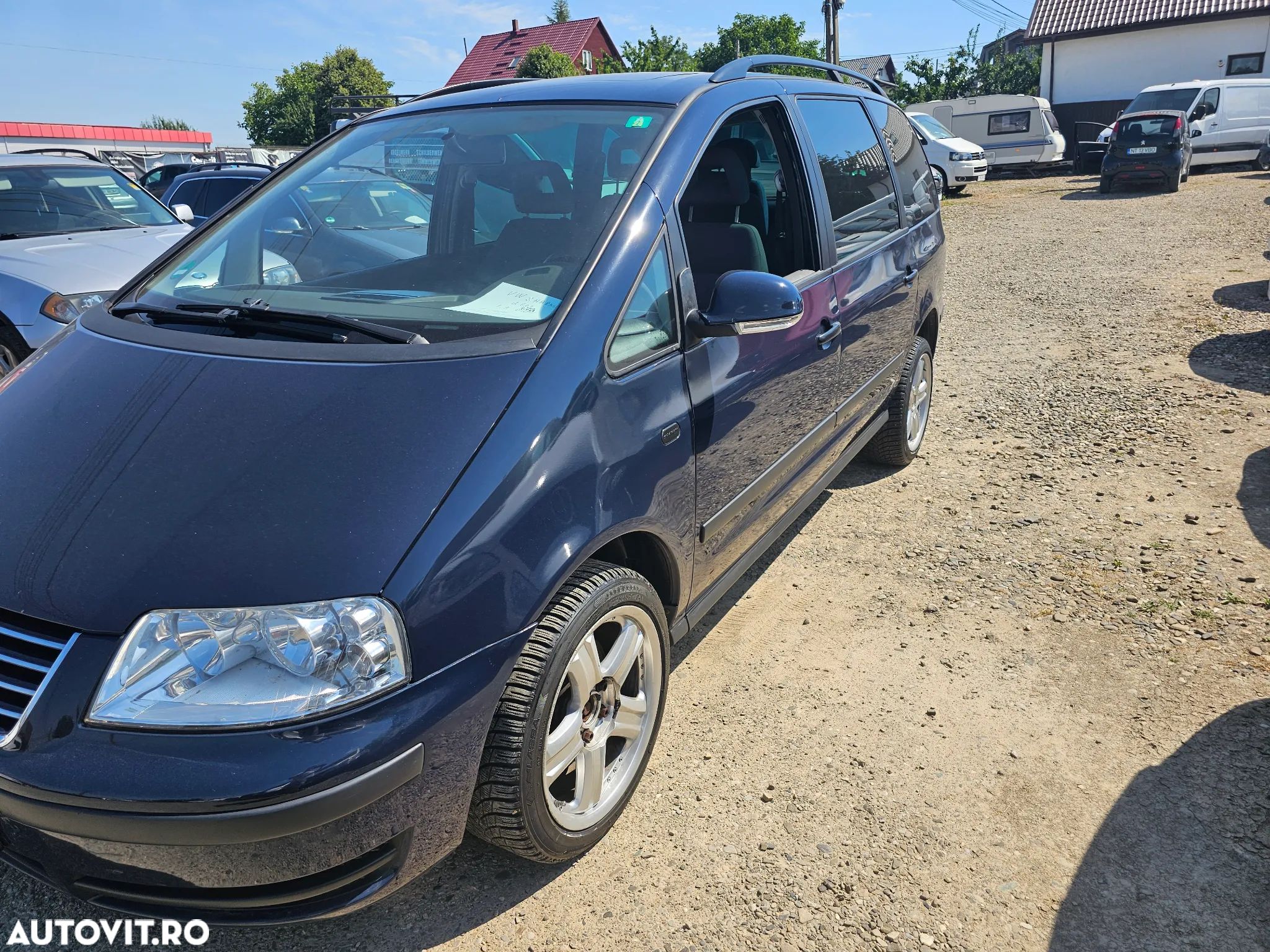 Volkswagen Sharan 1.9 TDI Comfortline Family - 1